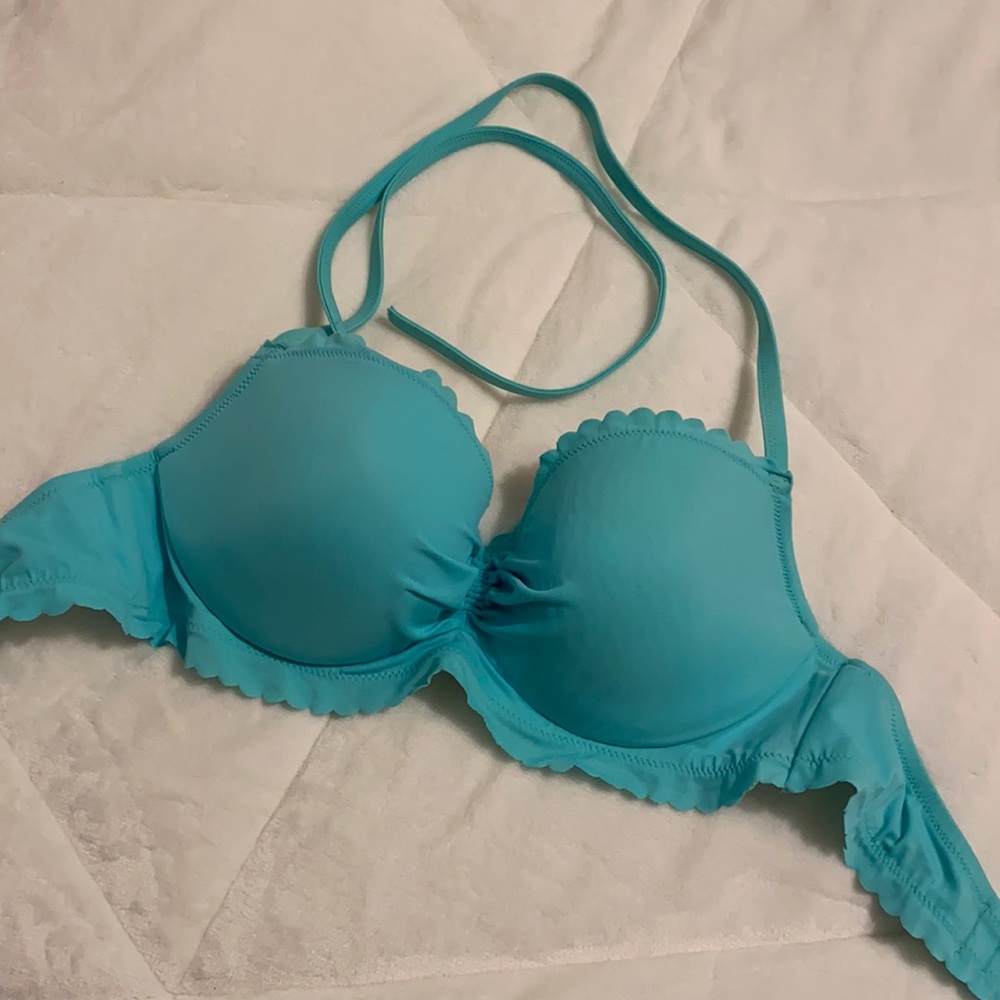 Victoria’s Secret Bikini Top
